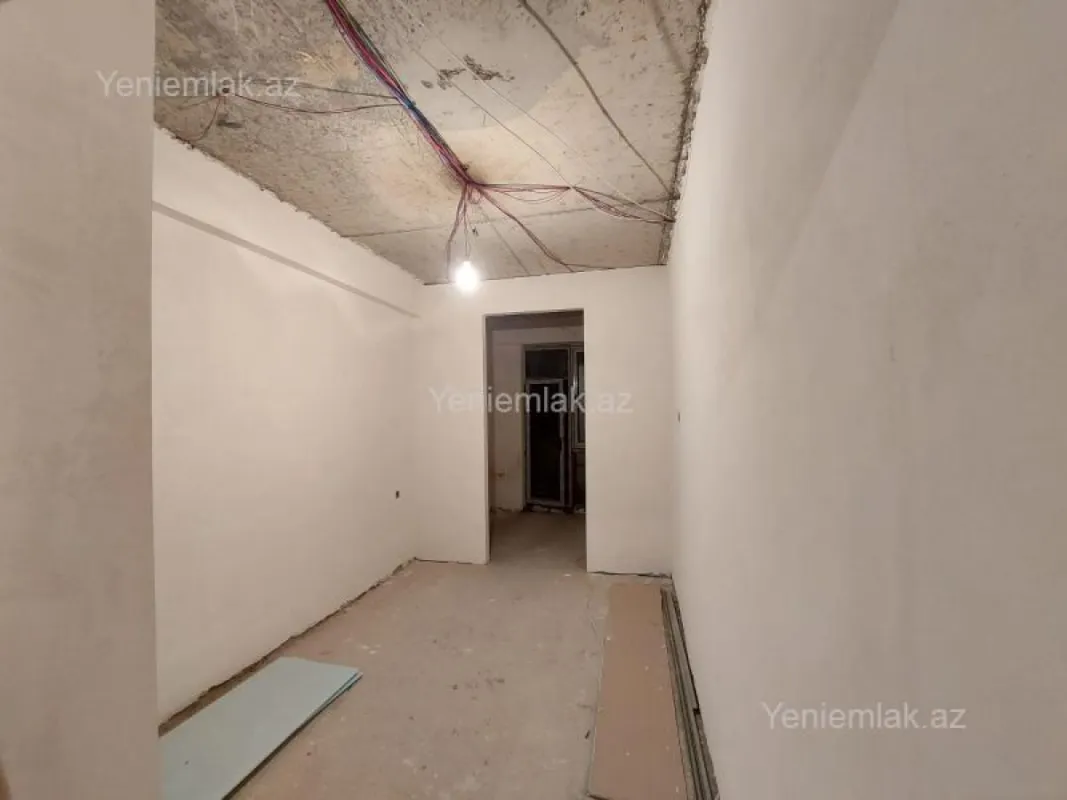 Satılır 2 otaqlı yeni tikili 61 m²