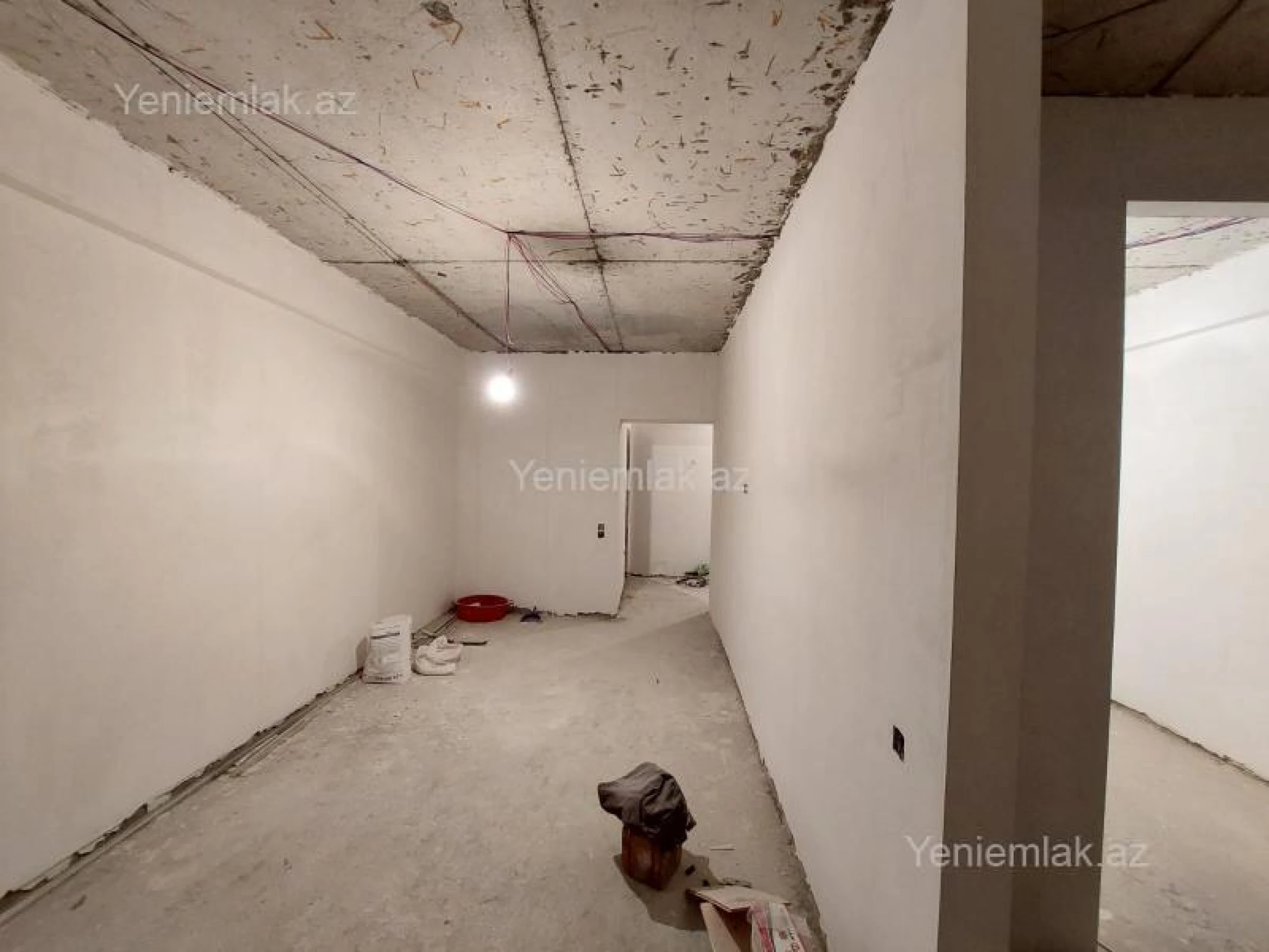 Satılır 2 otaqlı yeni tikili 61 m²