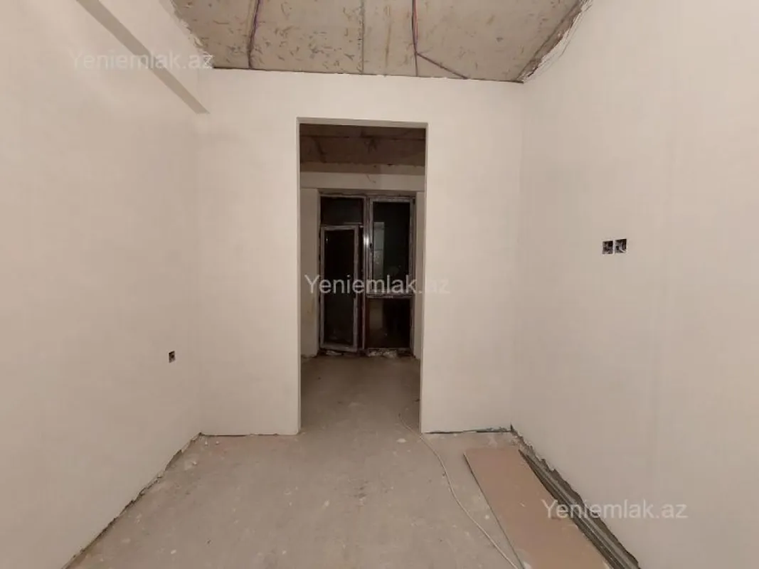 Satılır 2 otaqlı yeni tikili 61 m²
