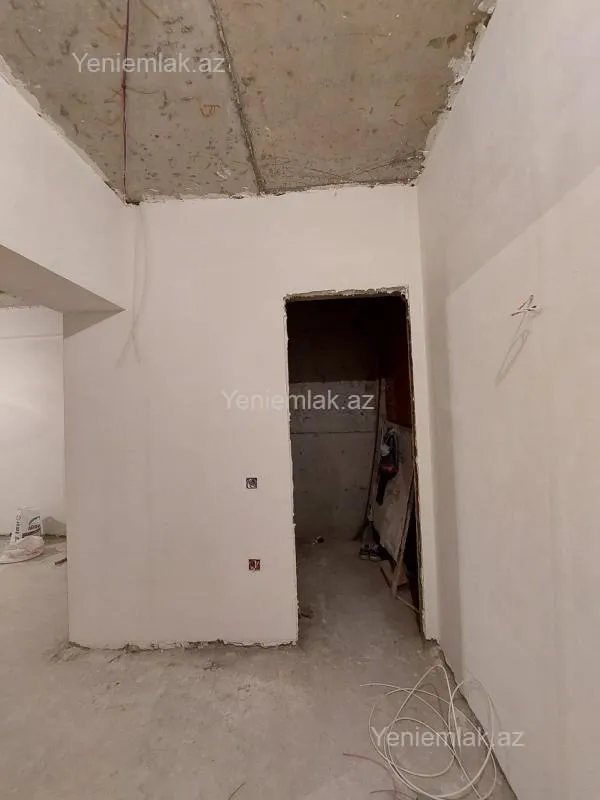 Satılır 2 otaqlı yeni tikili 61 m²