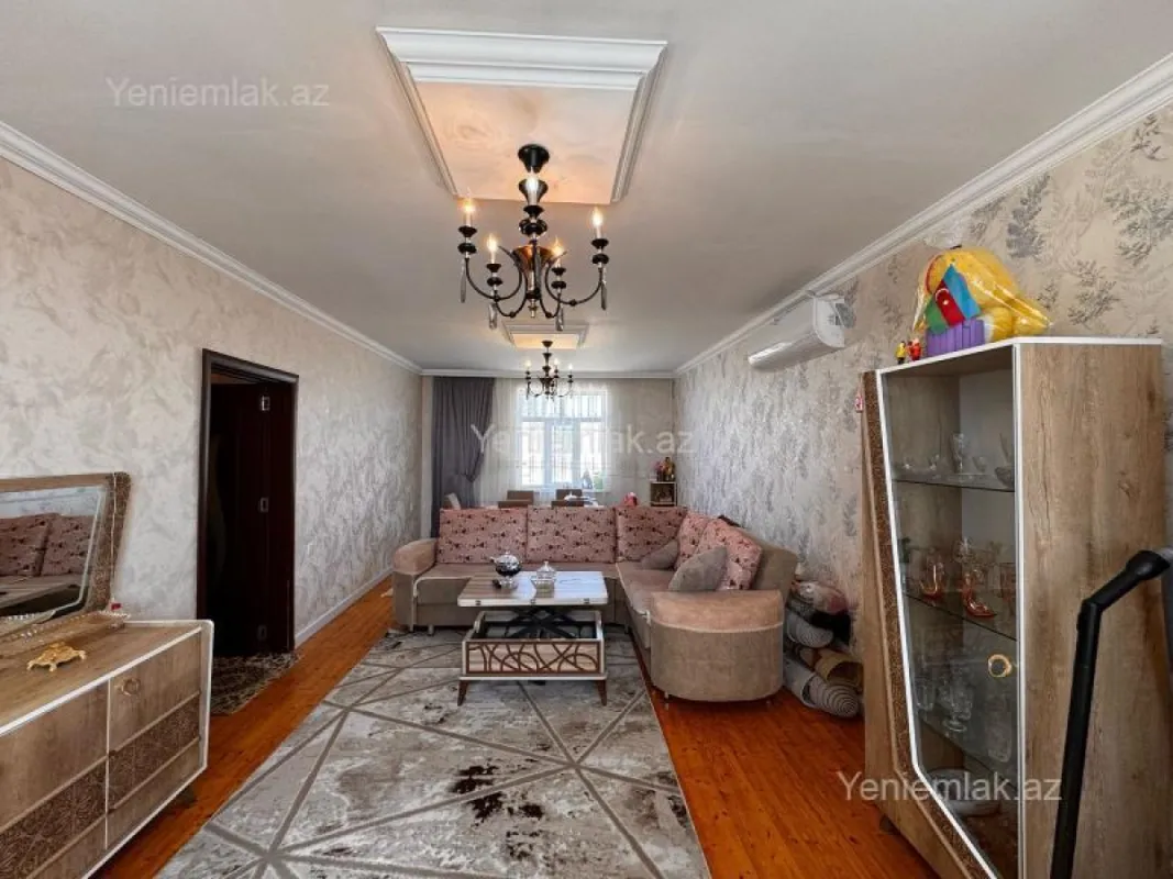 Satılır 3 otaqlı həyət evi 100 m²