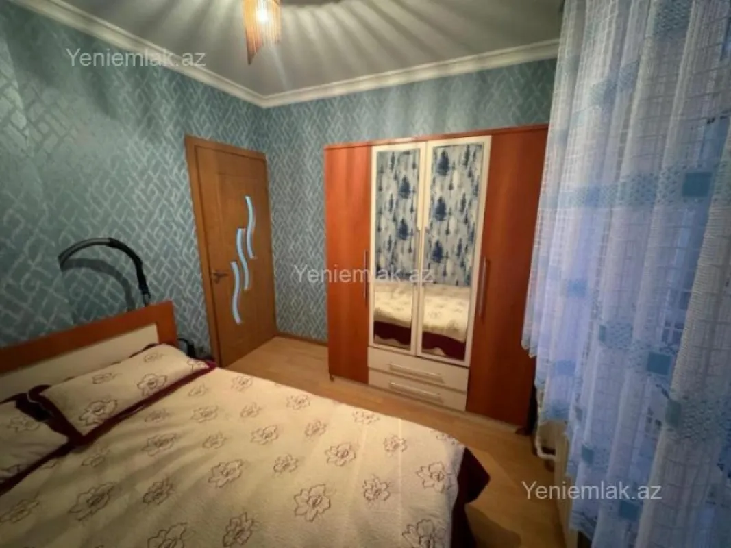 Satılır 3 otaqlı köhnə tikili 60 m²