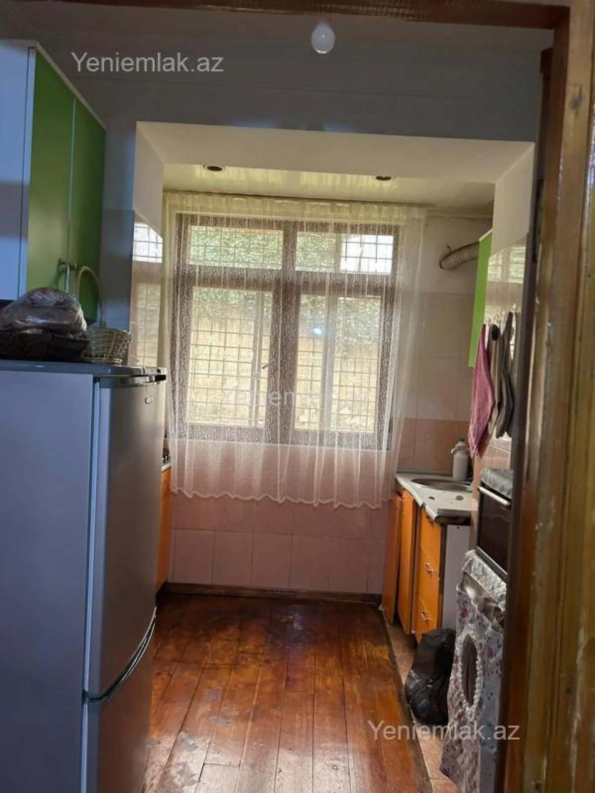 Satılır 2 otaqlı köhnə tikili 60 m²