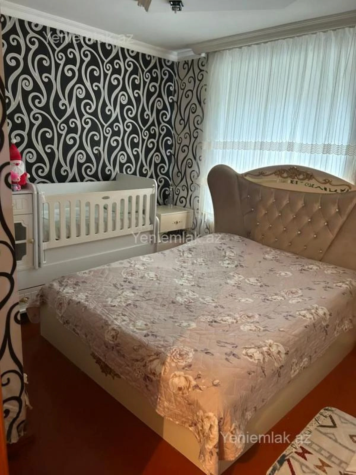 Satılır 2 otaqlı köhnə tikili 60 m²