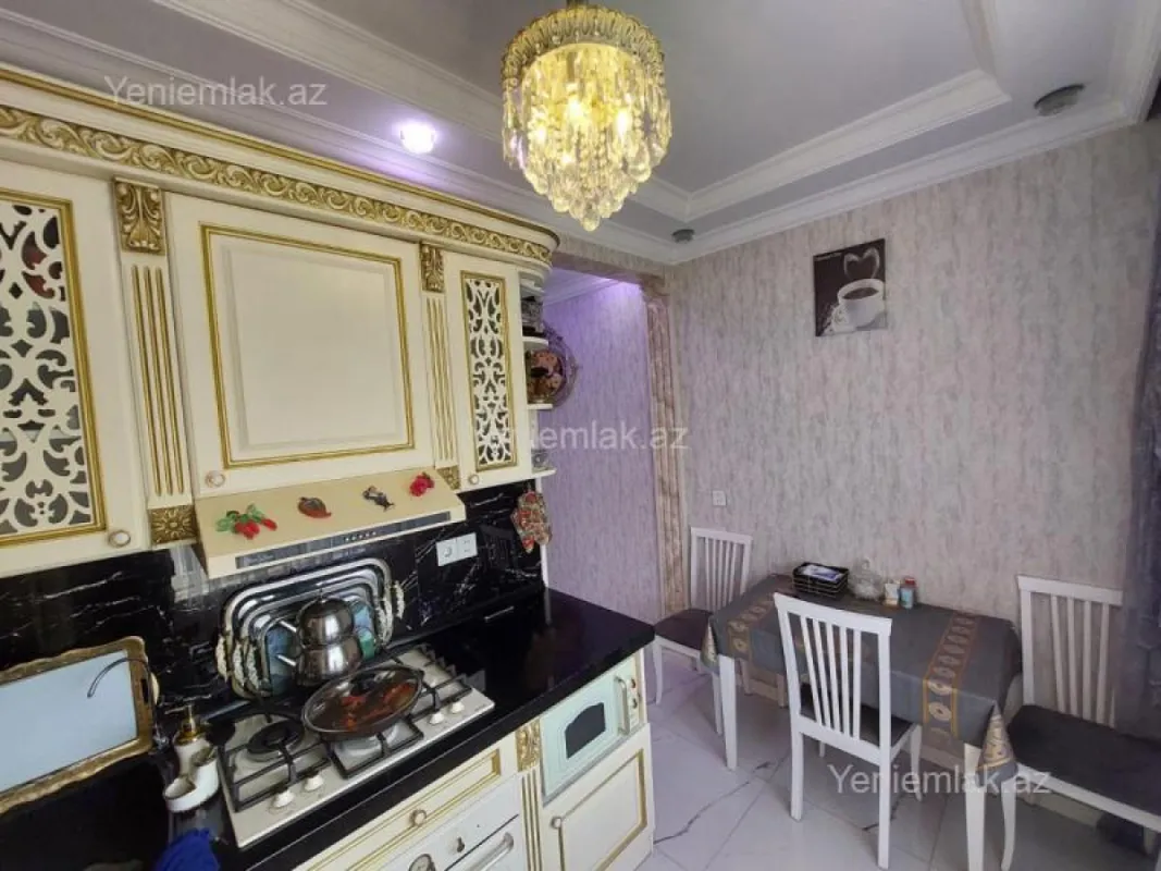 Satılır 3 otaqlı yeni tikili 80 m²