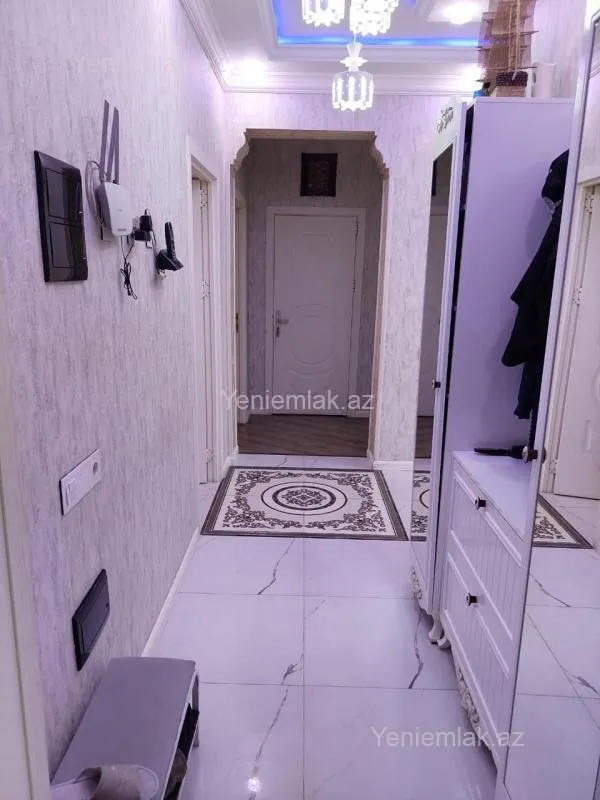 Satılır 3 otaqlı yeni tikili 80 m²