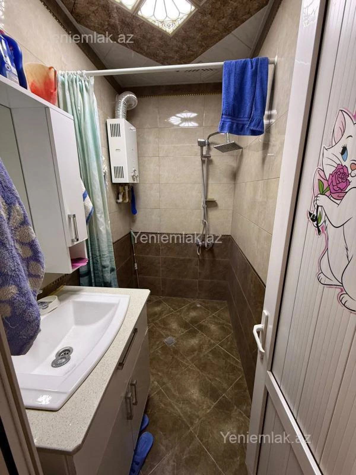 Satılır 3 otaqlı köhnə tikili 90 m²