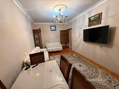 Satılır 3 otaqlı köhnə tikili 90 m²