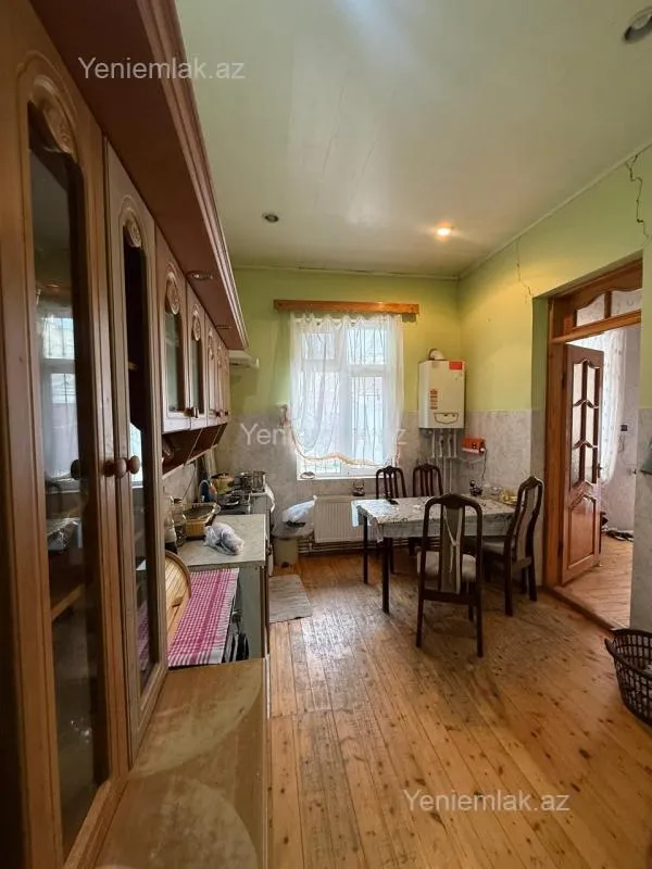 Satılır 3 otaqlı həyət evi 100 m²