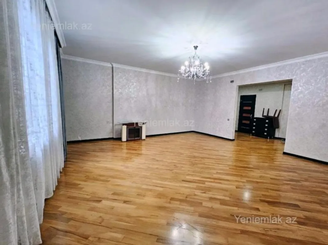 Satılır 3 otaqlı yeni tikili 126 m²