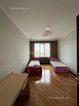 Satılır 3 otaqlı yeni tikili 126 m²