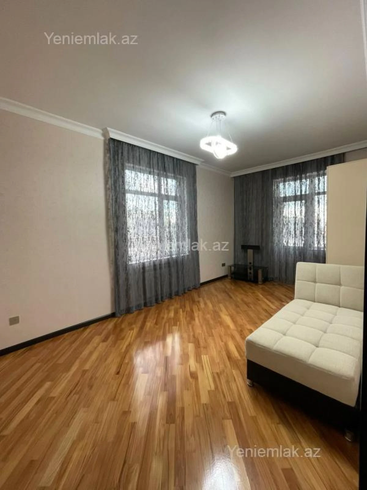 Satılır 3 otaqlı yeni tikili 126 m²