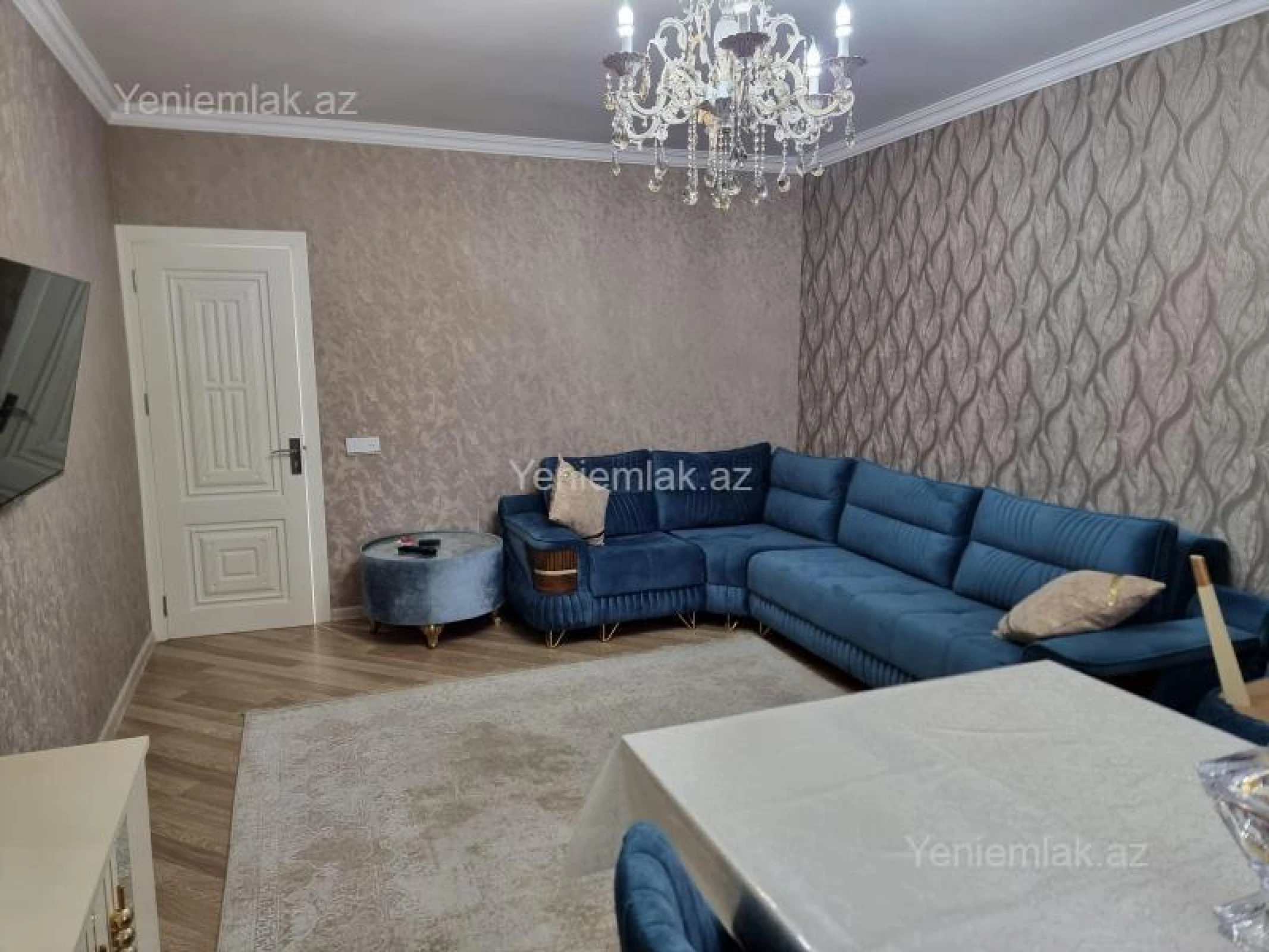 Satılır 2 otaqlı köhnə tikili 55 m²