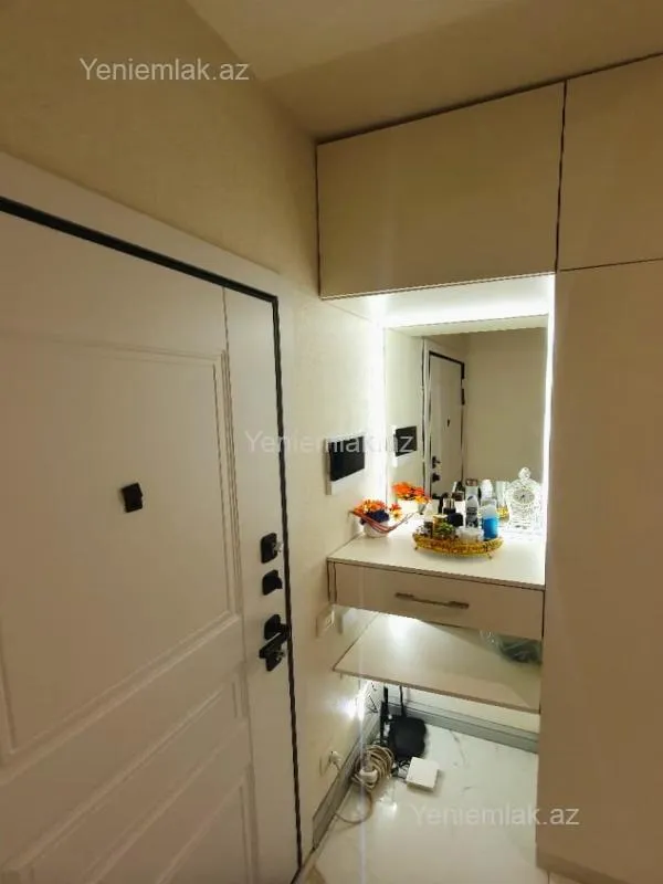 Satılır 3 otaqlı yeni tikili 70 m²