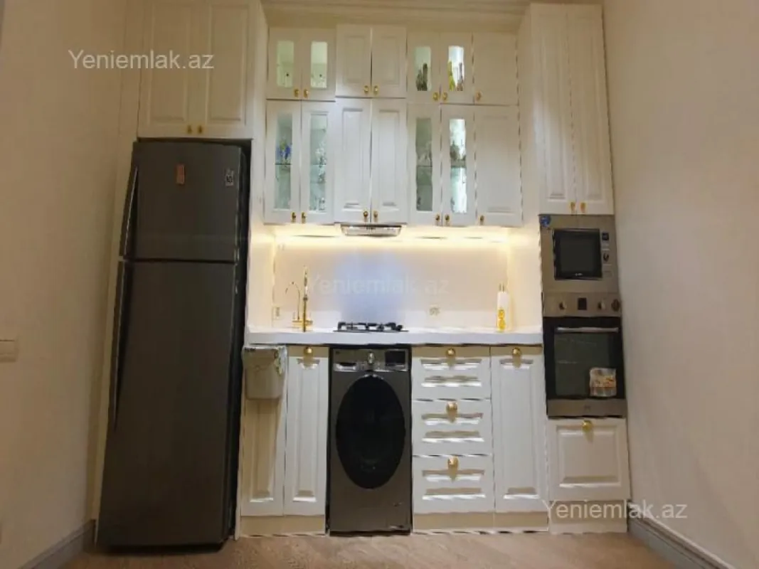 Satılır 3 otaqlı yeni tikili 70 m²