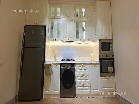 Satılır 3 otaqlı yeni tikili 70 m²