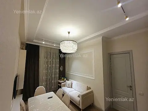 Satılır 3 otaqlı yeni tikili 70 m²