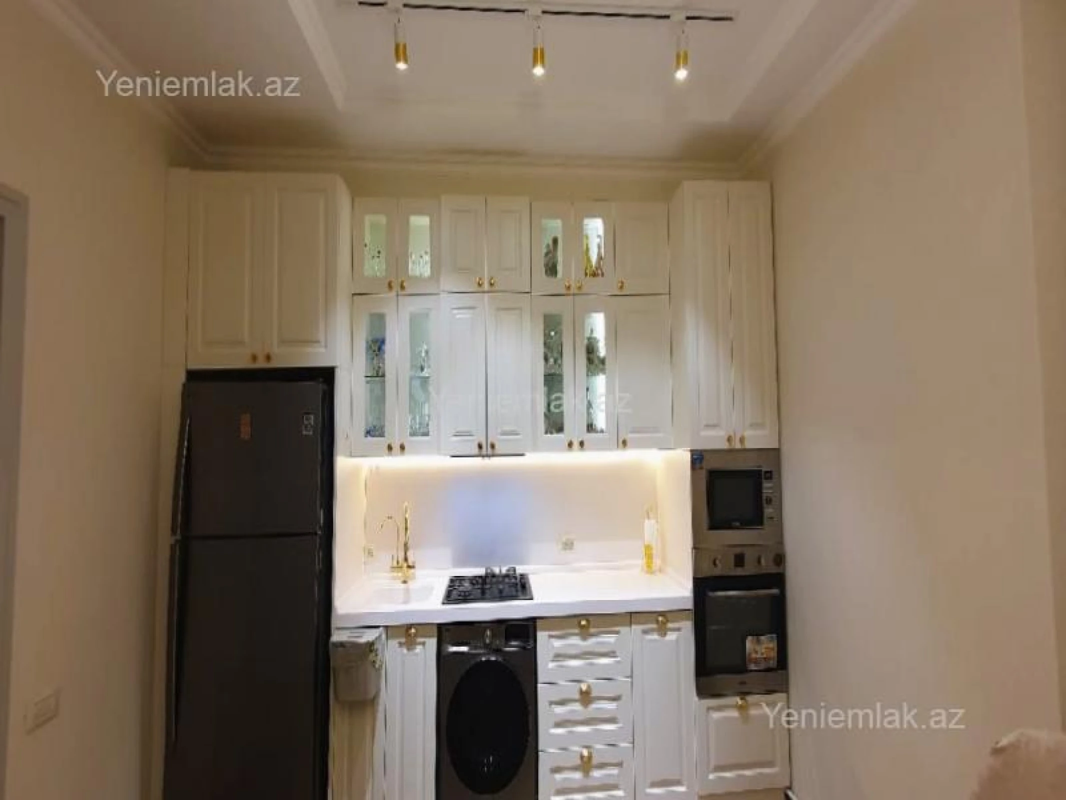 Satılır 3 otaqlı yeni tikili 70 m²