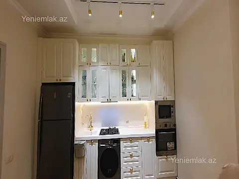 Satılır 3 otaqlı yeni tikili 70 m²