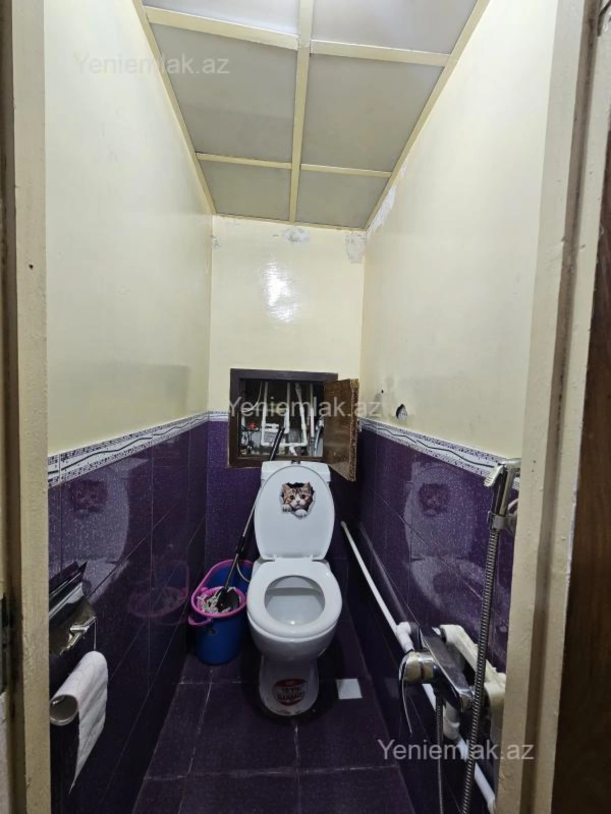 Satılır 2 otaqlı köhnə tikili 55 m²