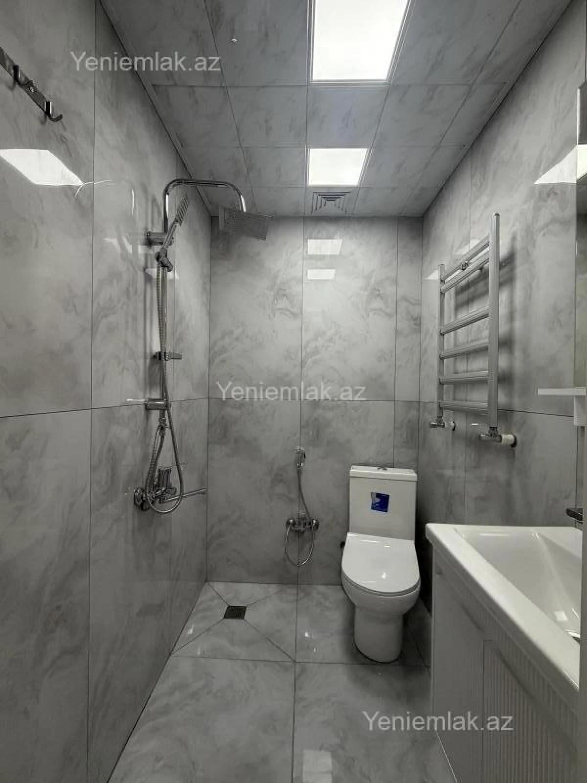 Satılır 2 otaqlı yeni tikili 44 m²