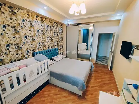 Satılır 2 otaqlı yeni tikili 70 m²