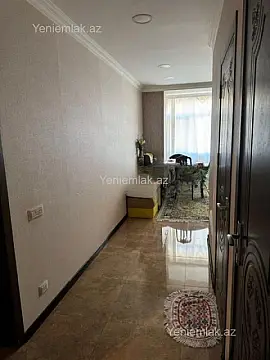 Satılır 3 otaqlı köhnə tikili 100 m²
