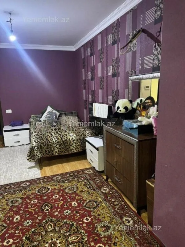 Satılır 3 otaqlı köhnə tikili 100 m²