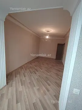 Satılır 3 otaqlı köhnə tikili 70 m²
