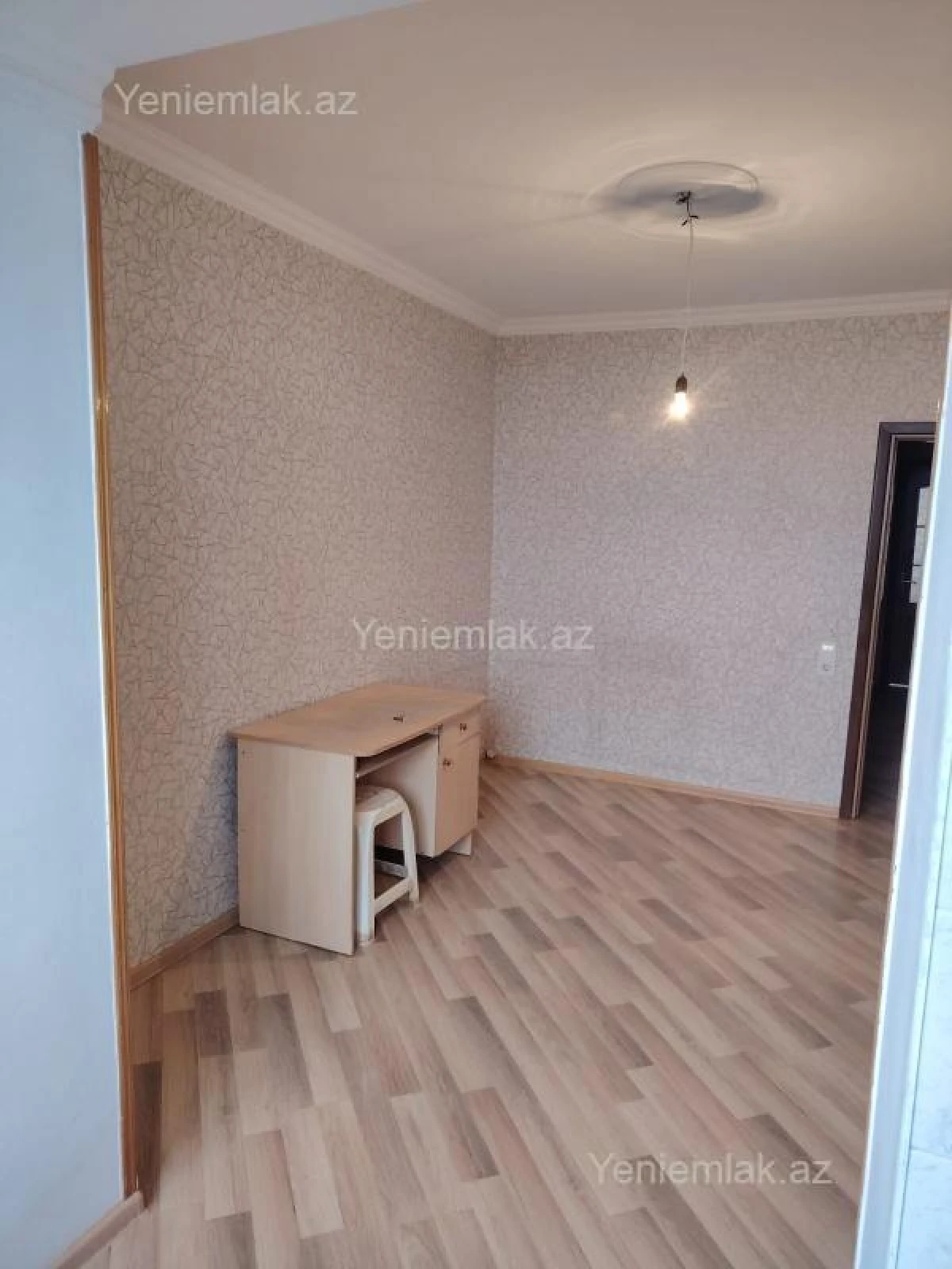 Satılır 3 otaqlı köhnə tikili 70 m²