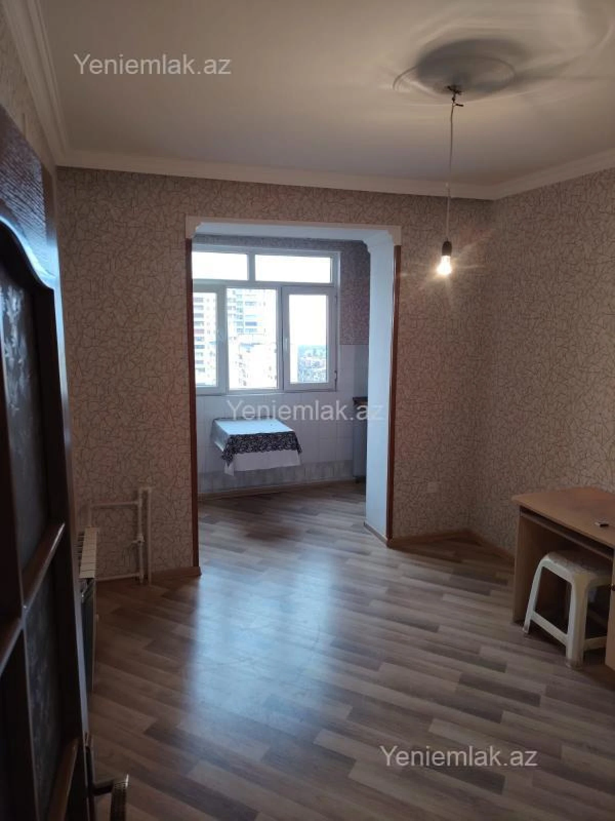 Satılır 3 otaqlı köhnə tikili 70 m²
