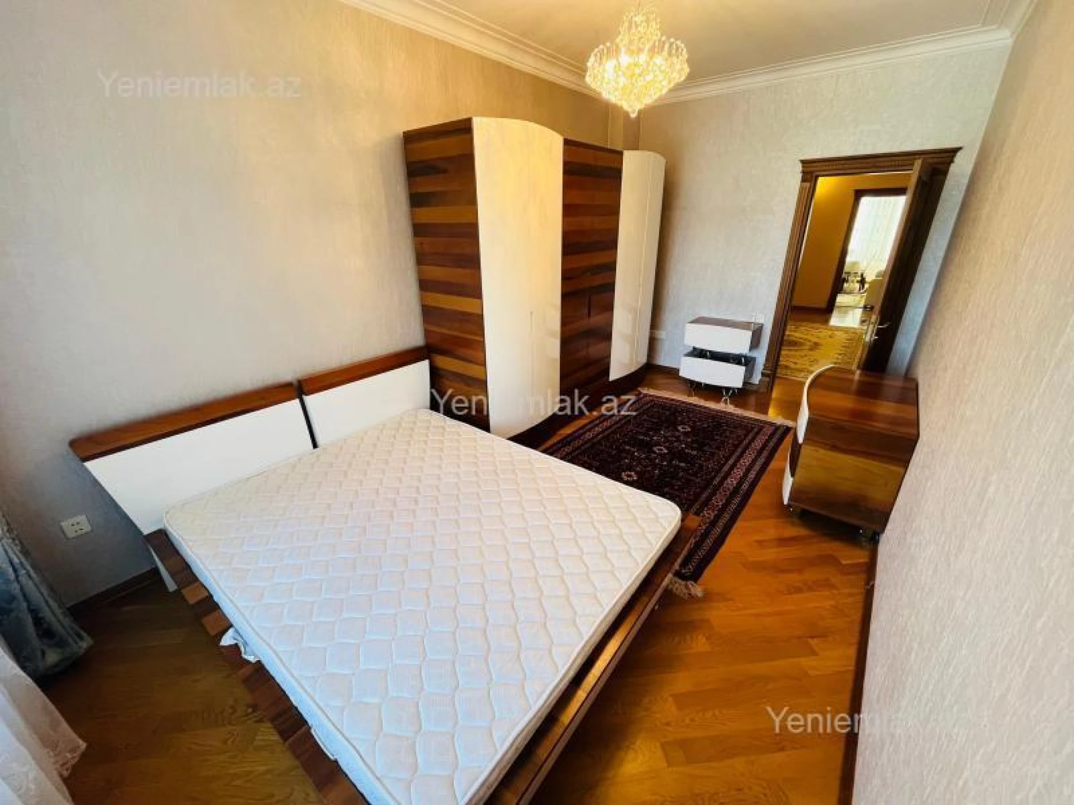 Satılır 5 otaqlı yeni tikili 190 m²