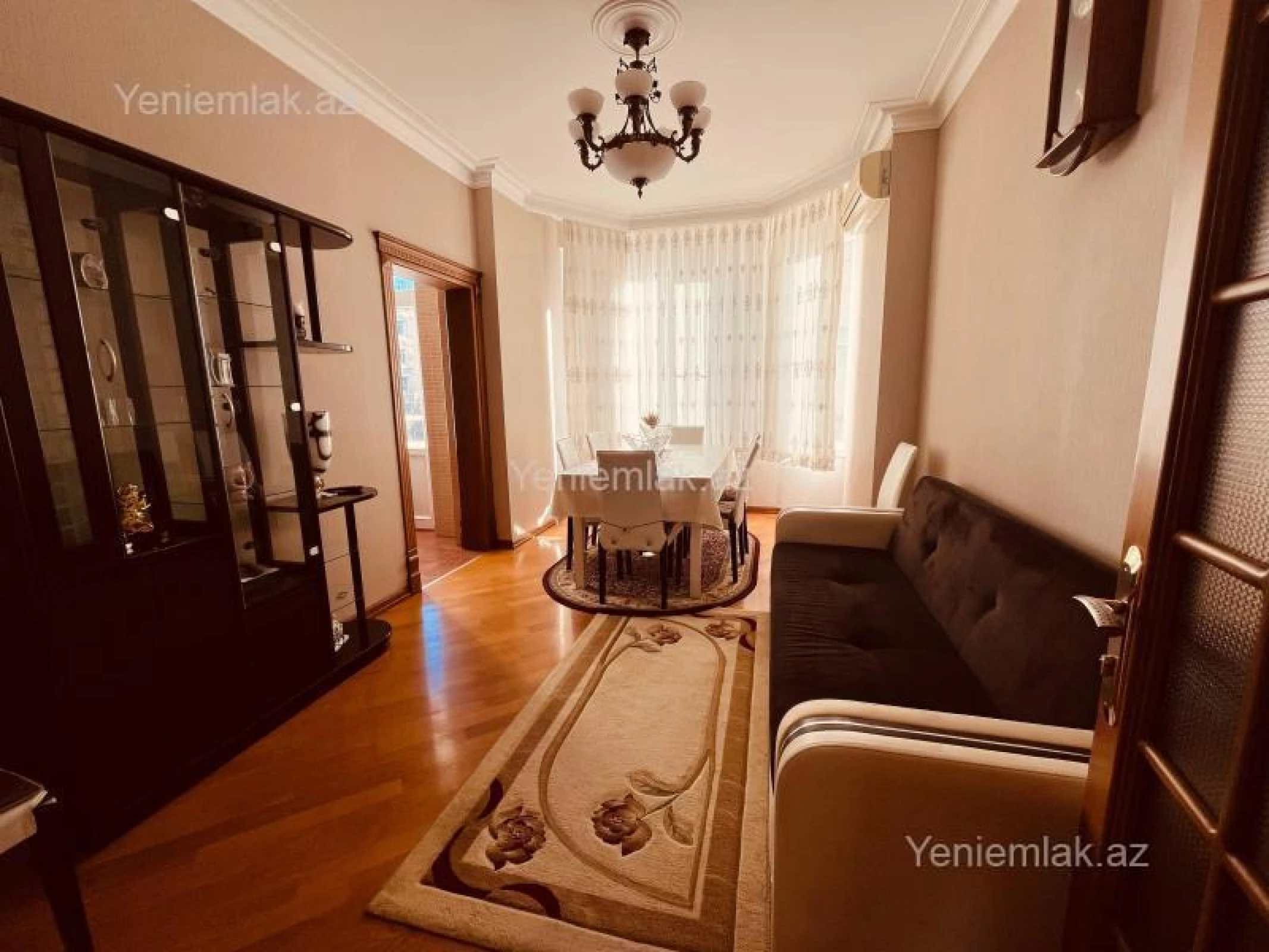 Satılır 5 otaqlı yeni tikili 190 m²