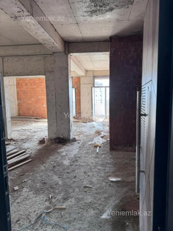 Satılır 3 otaqlı yeni tikili 127 m²