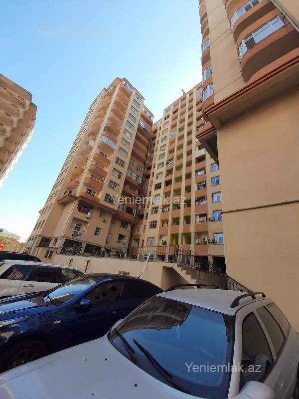 Satılır 3 otaqlı yeni tikili 125 m²