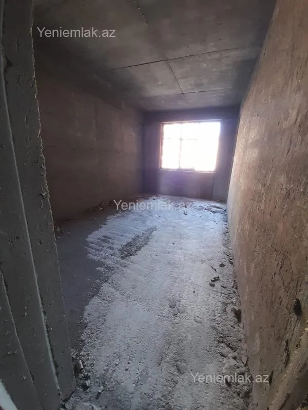 Satılır 3 otaqlı yeni tikili 125 m²