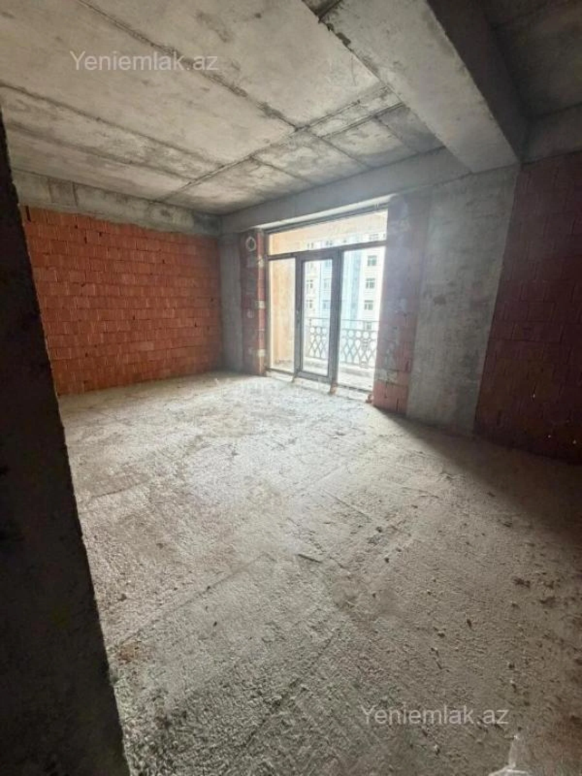 Satılır 3 otaqlı yeni tikili 127 m²