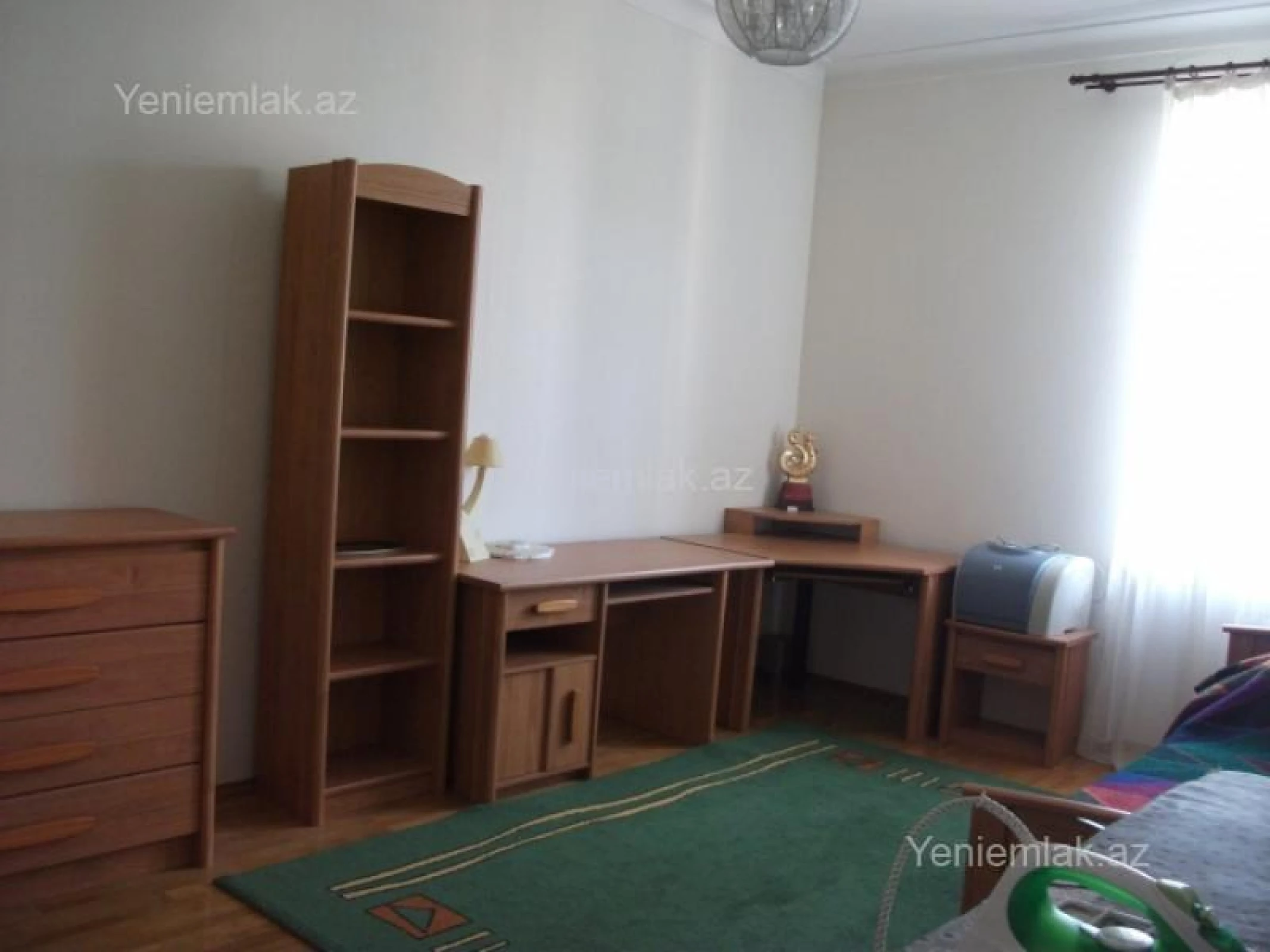 Satılır 2 otaqlı köhnə tikili 85 m²