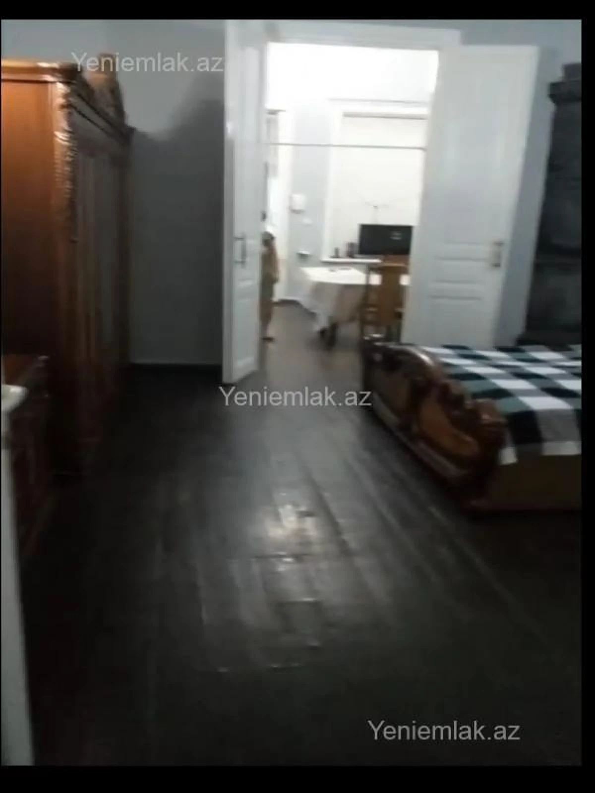 Satılır 2 otaqlı köhnə tikili 42 m²