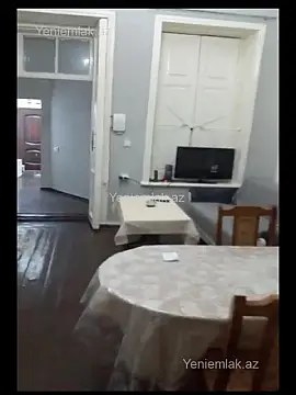 Satılır 2 otaqlı köhnə tikili 42 m²