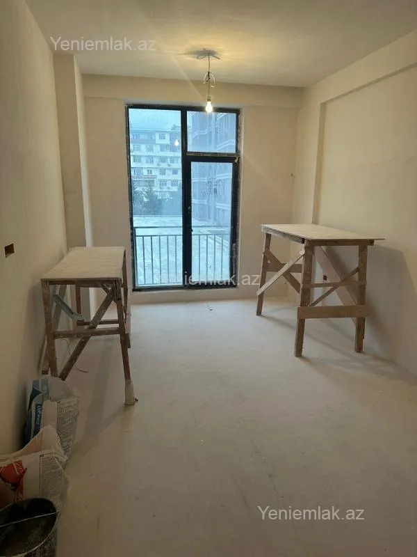 Satılır 2 otaqlı yeni tikili 77 m²