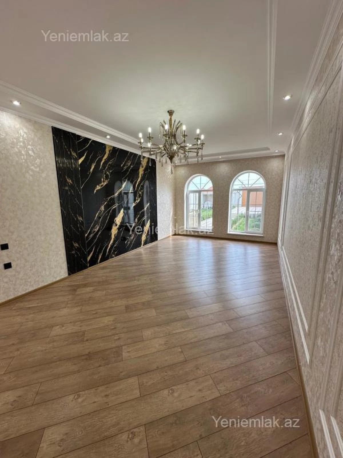 Satılır 4 otaqlı həyət evi 145 m²