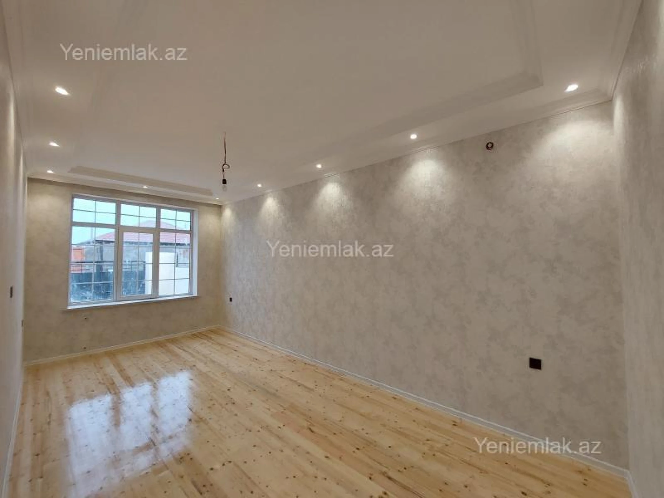 Satılır 3 otaqlı həyət evi 100 m²