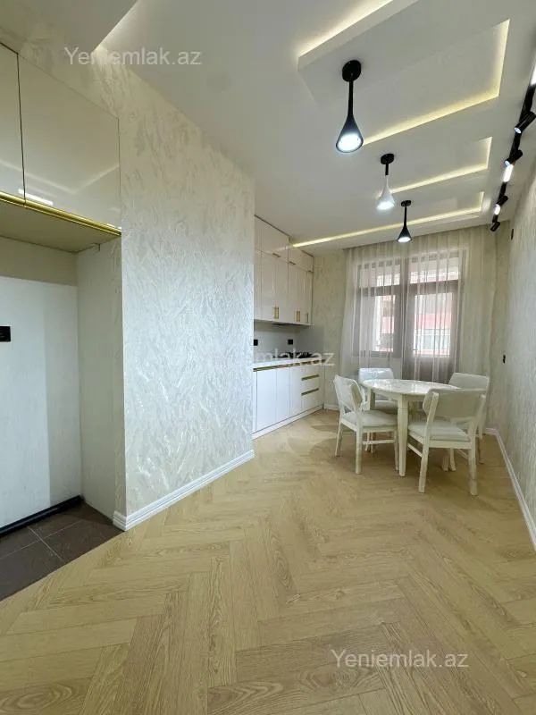 Satılır 2 otaqlı yeni tikili 90 m²