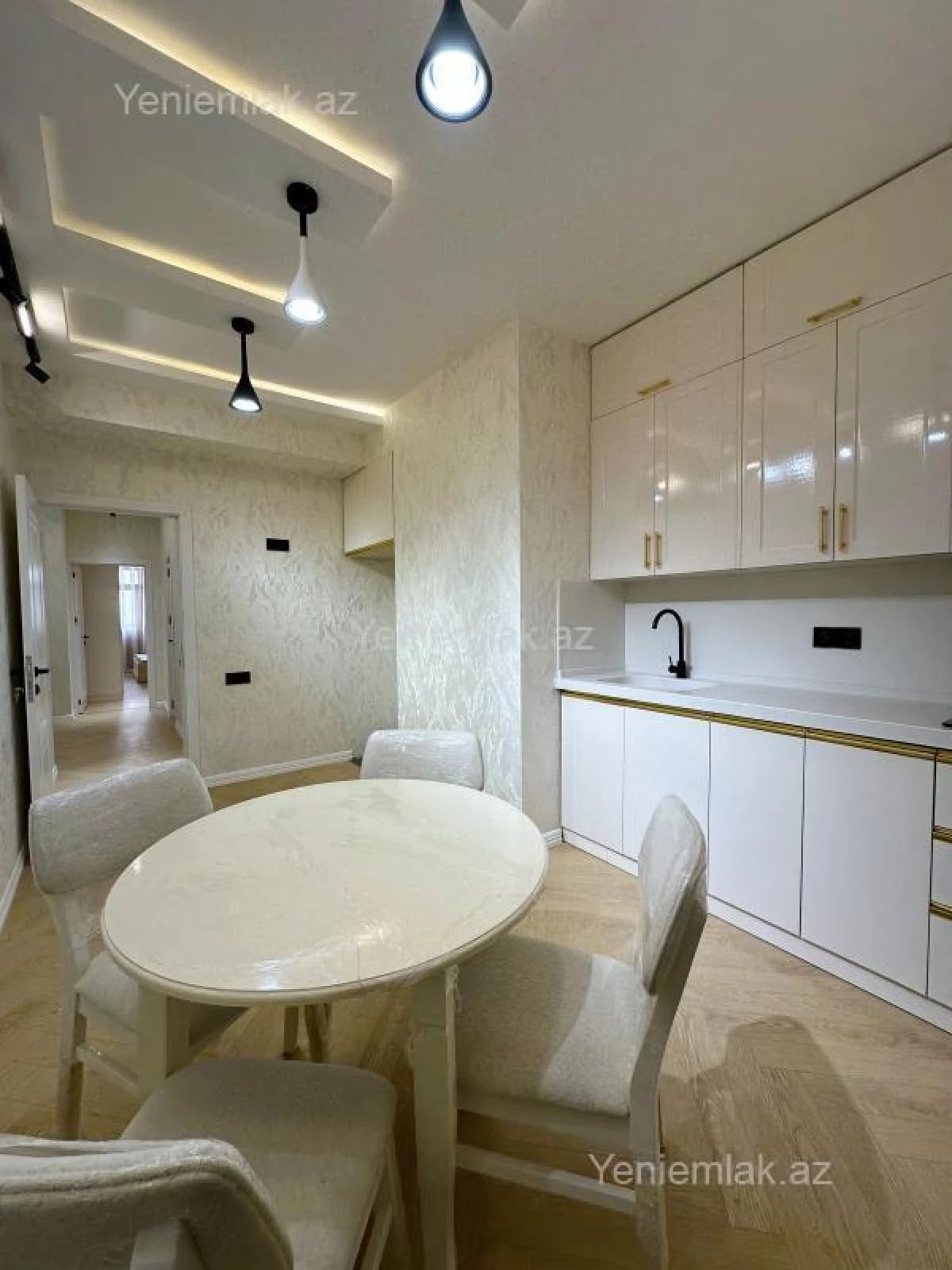 Satılır 2 otaqlı yeni tikili 90 m²