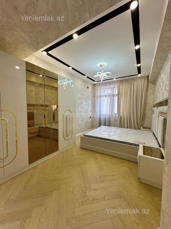 Satılır 2 otaqlı yeni tikili 90 m²