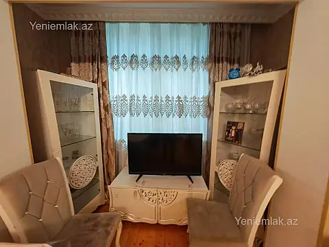 Satılır 2 otaqlı köhnə tikili 65 m²