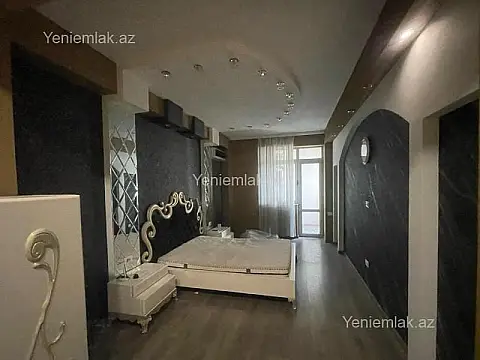 Satılır 4 otaqlı yeni tikili 210 m²