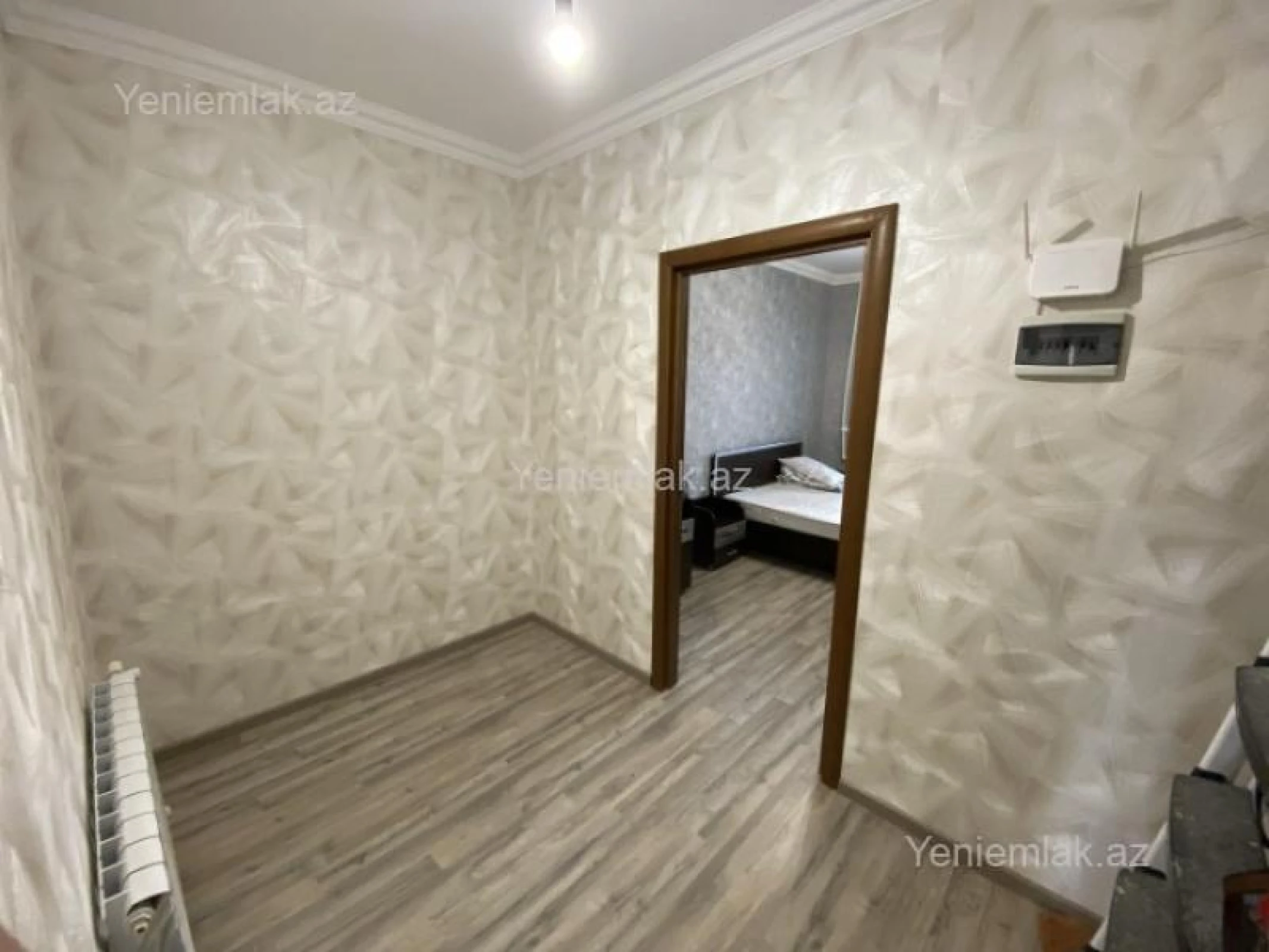Satılır 2 otaqlı köhnə tikili 70 m²