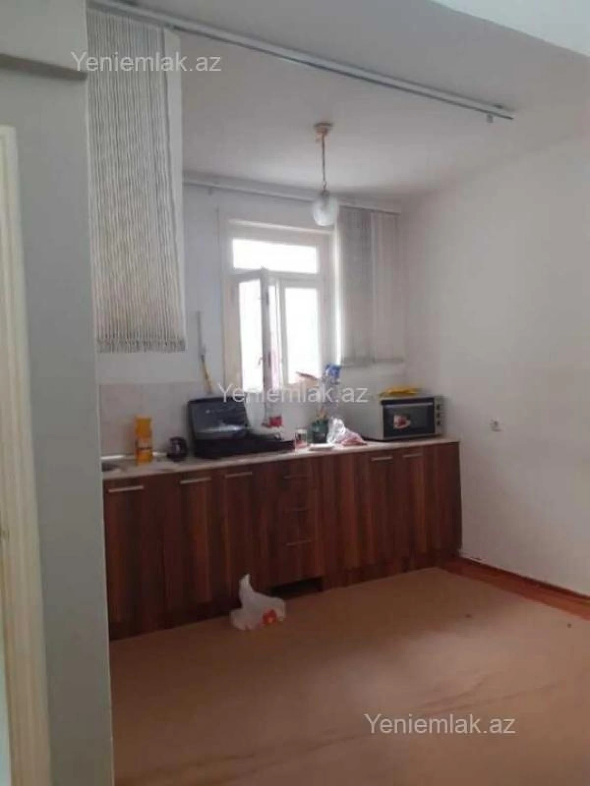 Satılır 1 otaqlı köhnə tikili 40 m²